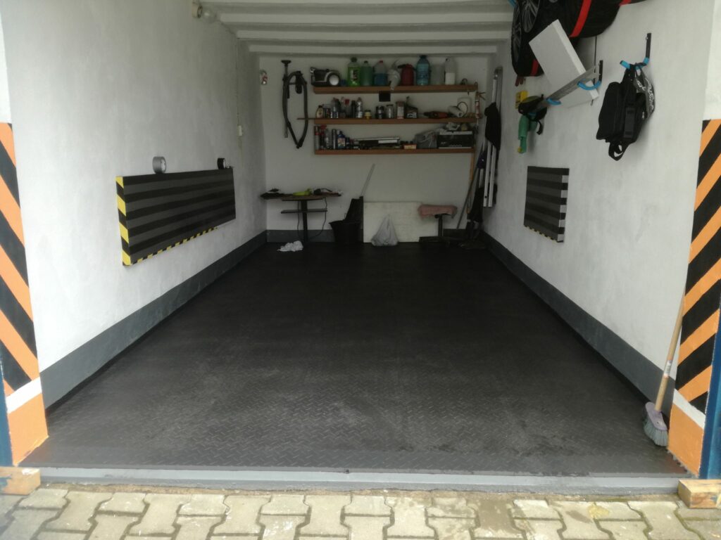 Réparation d’un garage, Pologne