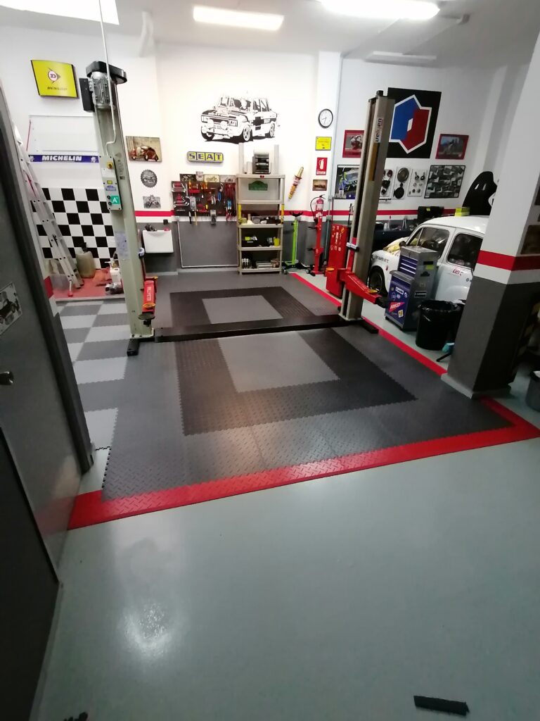 Garage auto, Espagne