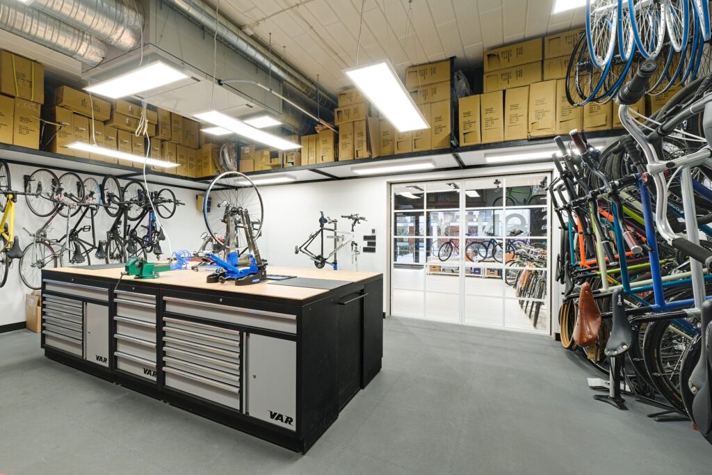 Magasin de cycles avec service